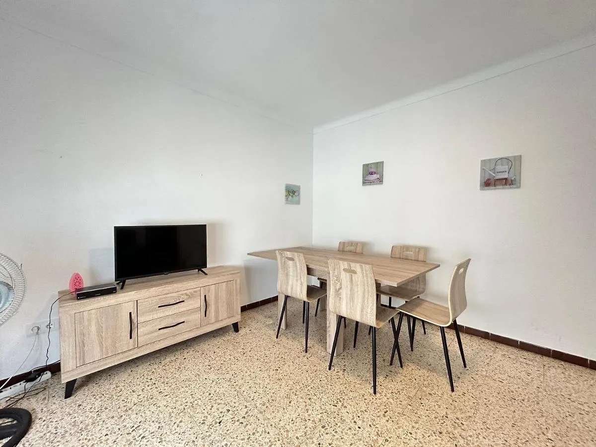 Apartamentos Playa La Perola Roses Apartment