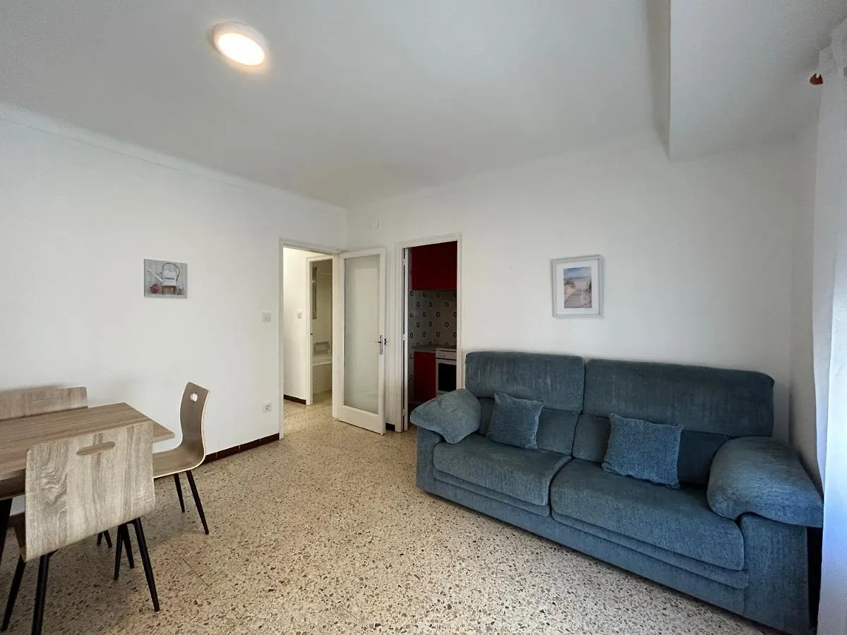 Apartment Apartamentos Playa La Perola Roses Spain